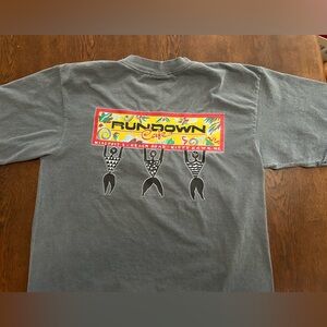 Vintage RUNDOWN CAFE of Kitty Hawk, NC (Outer Banks) Gray Graphic T-Shirt. Med.